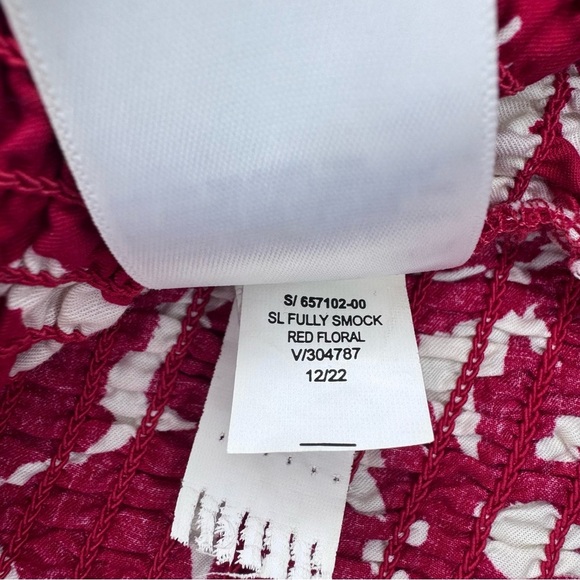 Old Navy Fitted Ruffle-Trim Smocked Floral Top for Women Red Floral Large - Picture 7 of 9